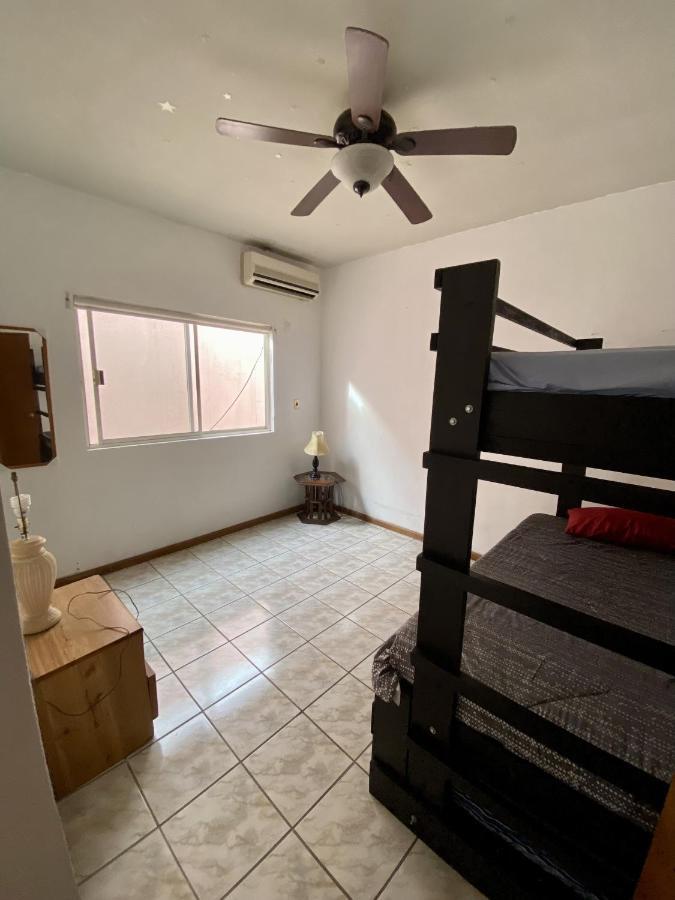 Villa La Casa Rosa Monterrey Extérieur photo